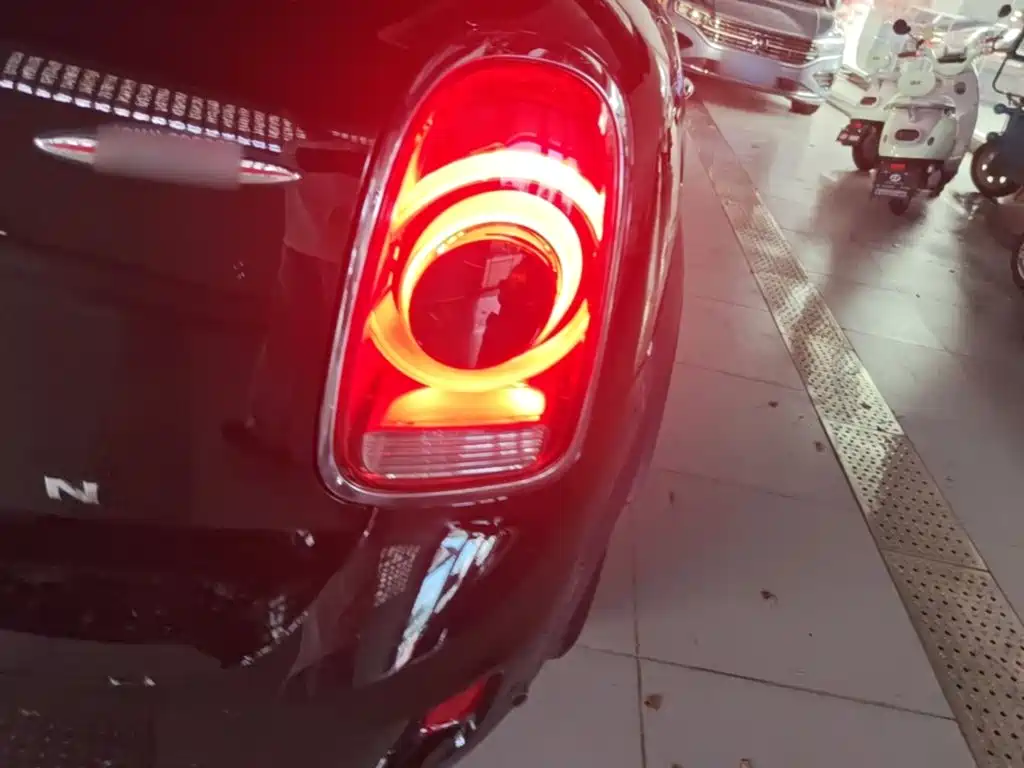 MINI Mini JCW Countryman — миниатюра 8