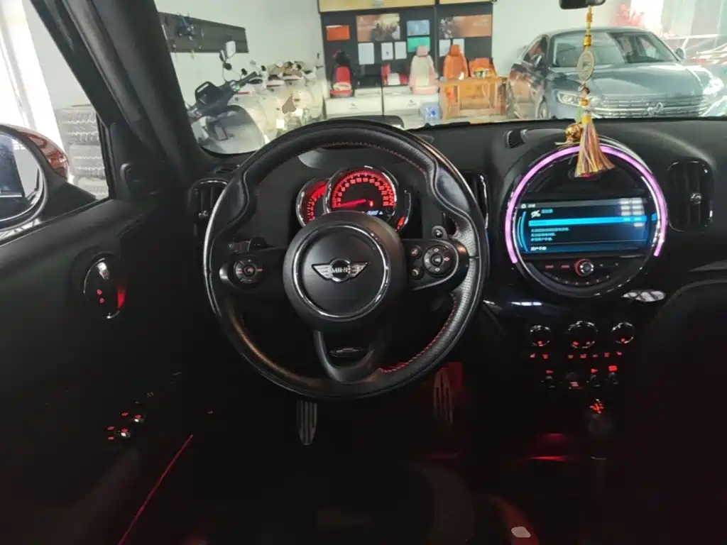 MINI Mini JCW Countryman — миниатюра 11