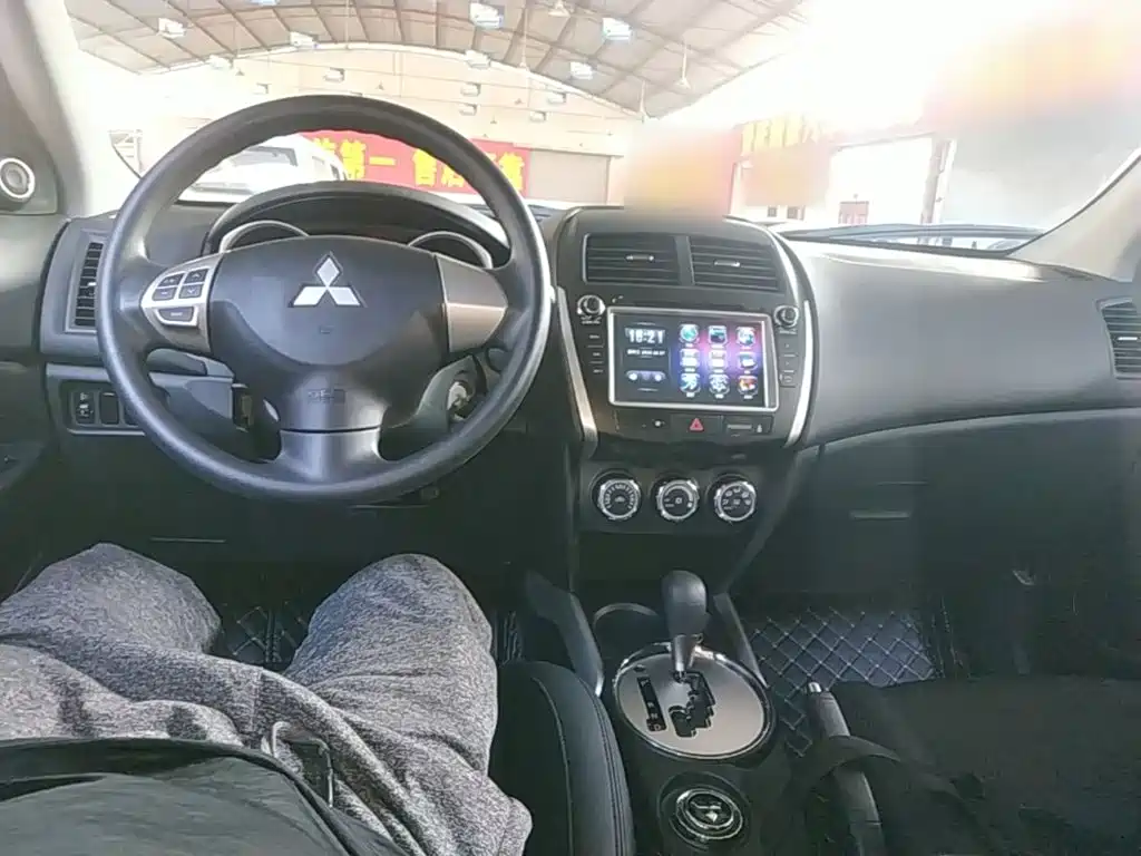 Mitsubishi ASX — миниатюра 10