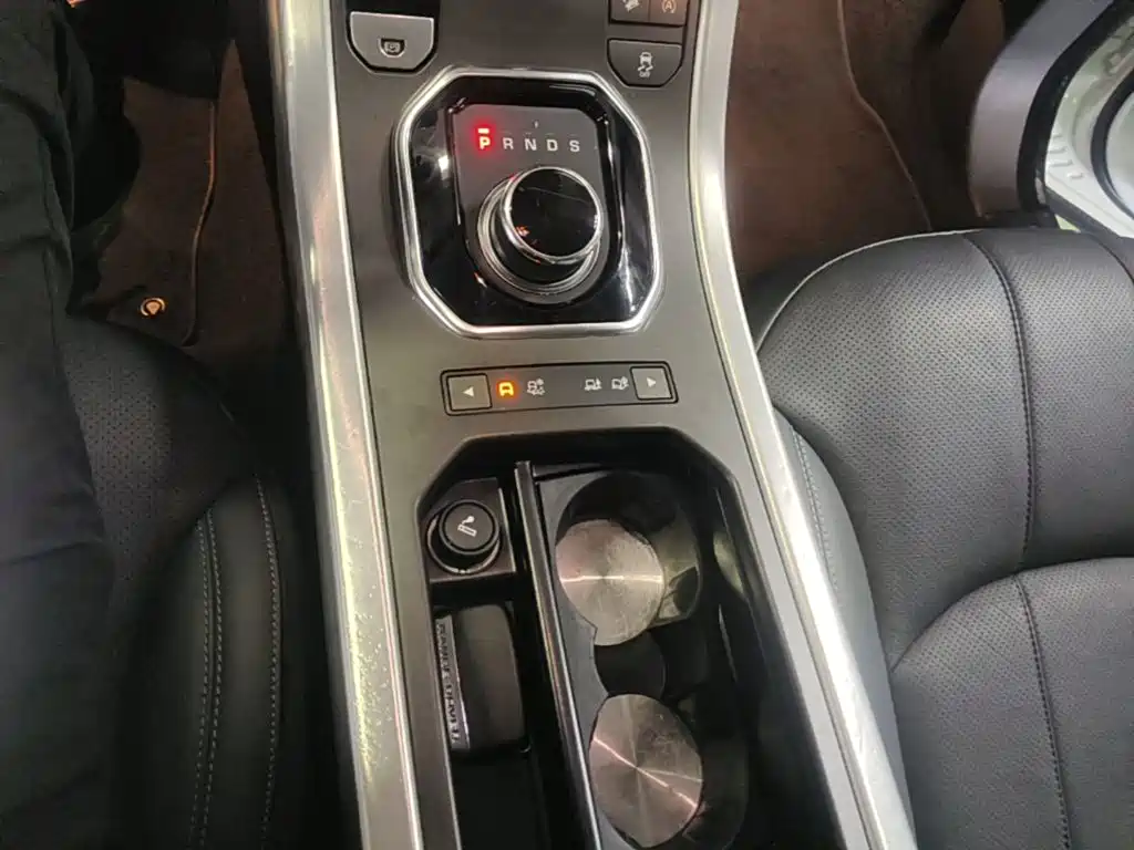Land Rover Evoque — миниатюра 14