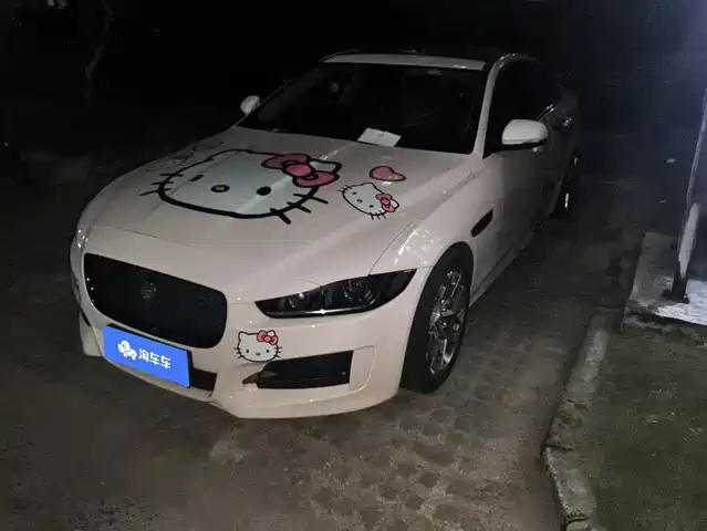 Jaguar XE