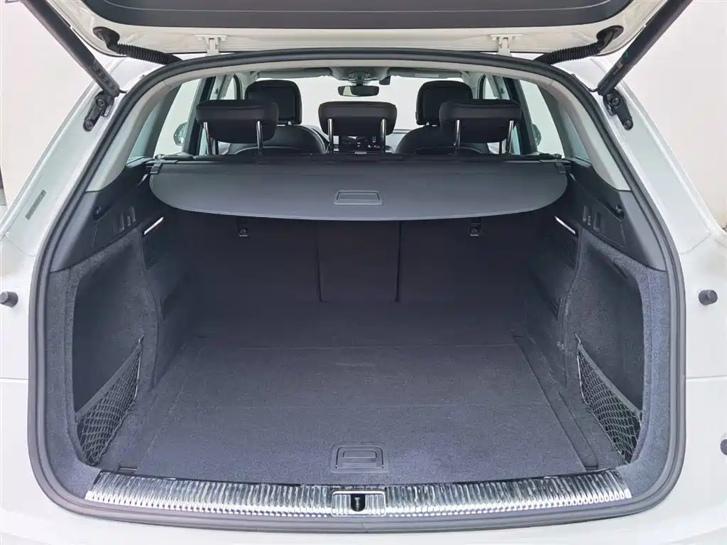 Audi Q5L 2022 40T Luxury