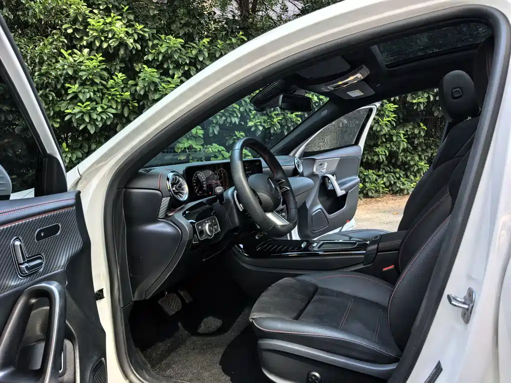 Mercedes-Benz A-Class — миниатюра 4