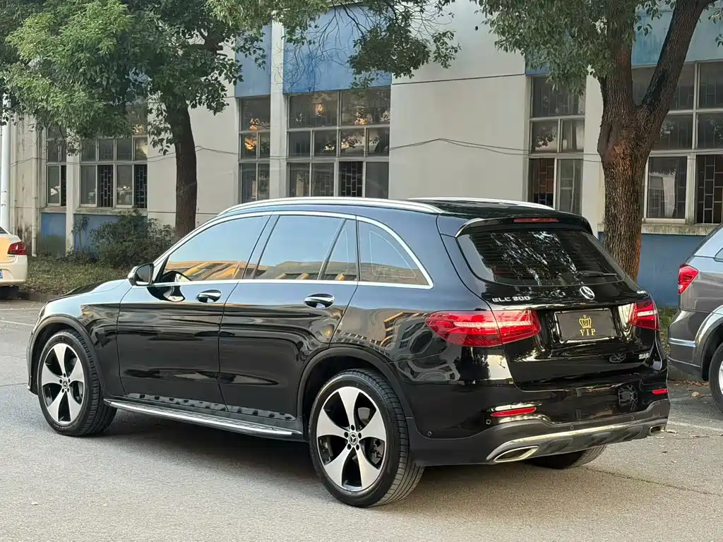 Mercedes-Benz GLC — миниатюра 9