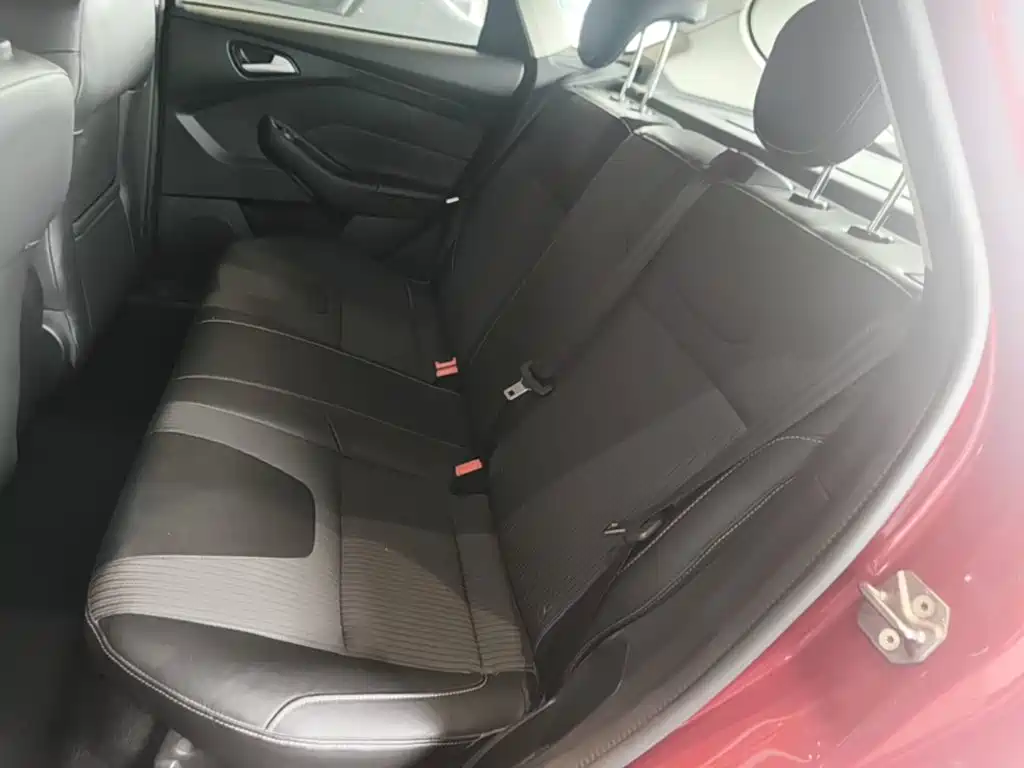 Ford Focus — миниатюра 17