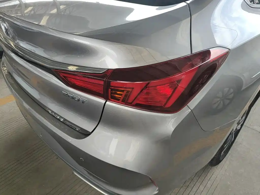 Changan Eado — миниатюра 8