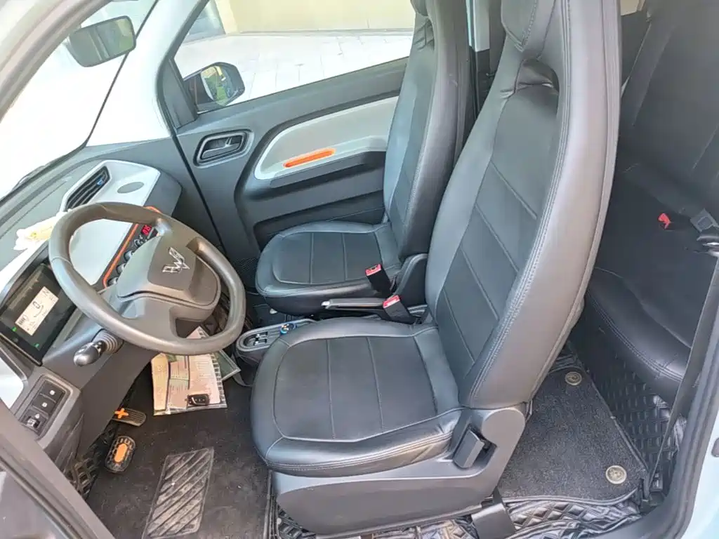 Wuling MINIEV — миниатюра 15