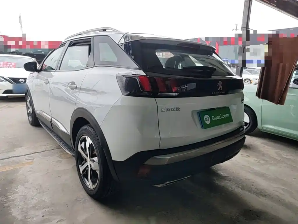 Peugeot 4008 — миниатюра 5