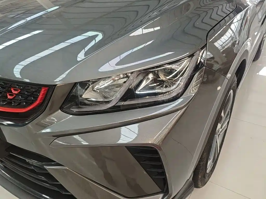 Geely Binyue - фото 24