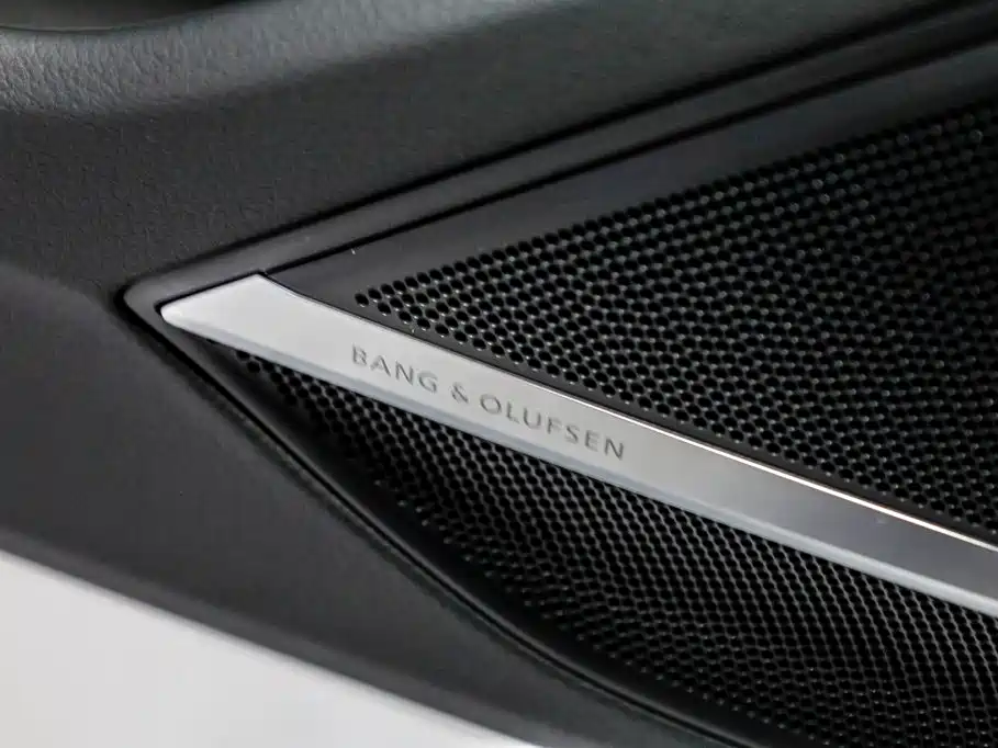 Audi A8 — миниатюра 24