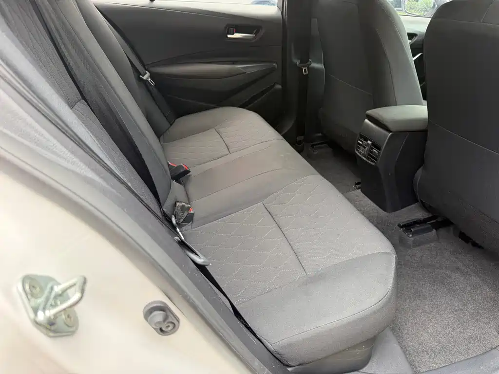 Toyota Corolla — миниатюра 11