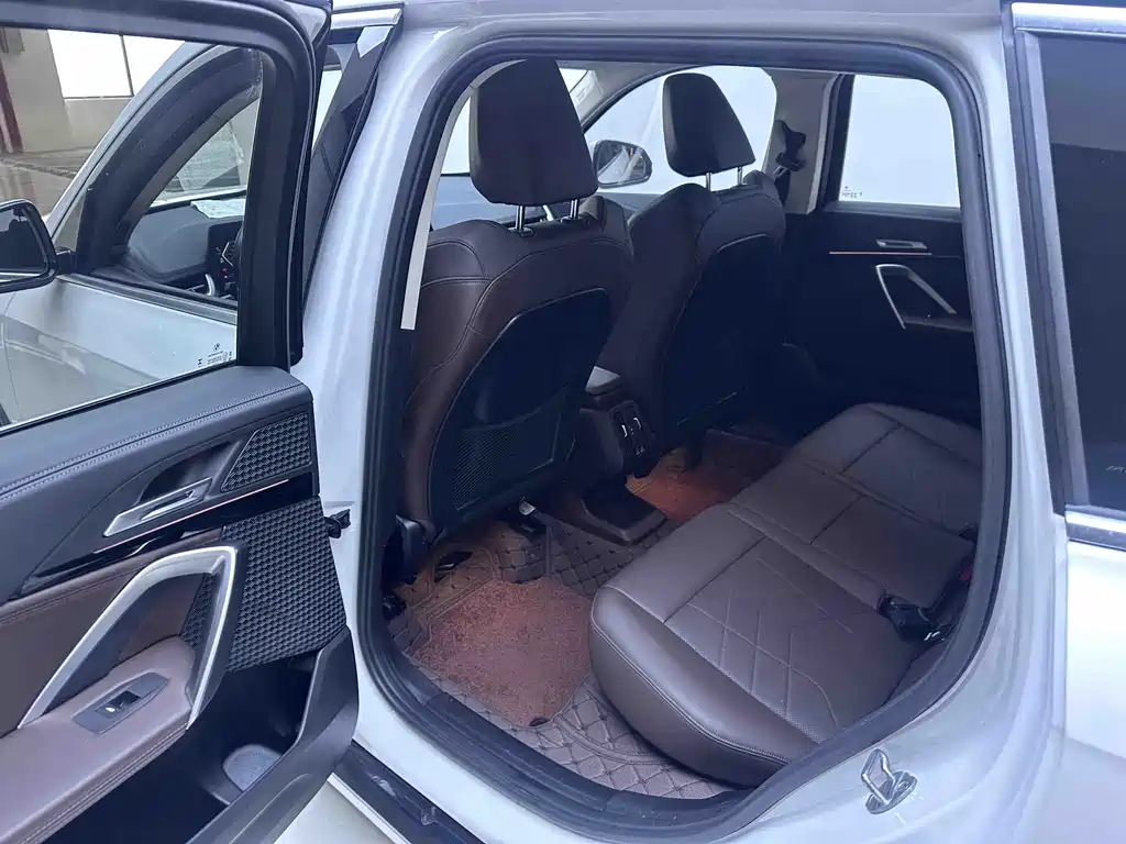 BMW X1 2023 sDrive20Li X