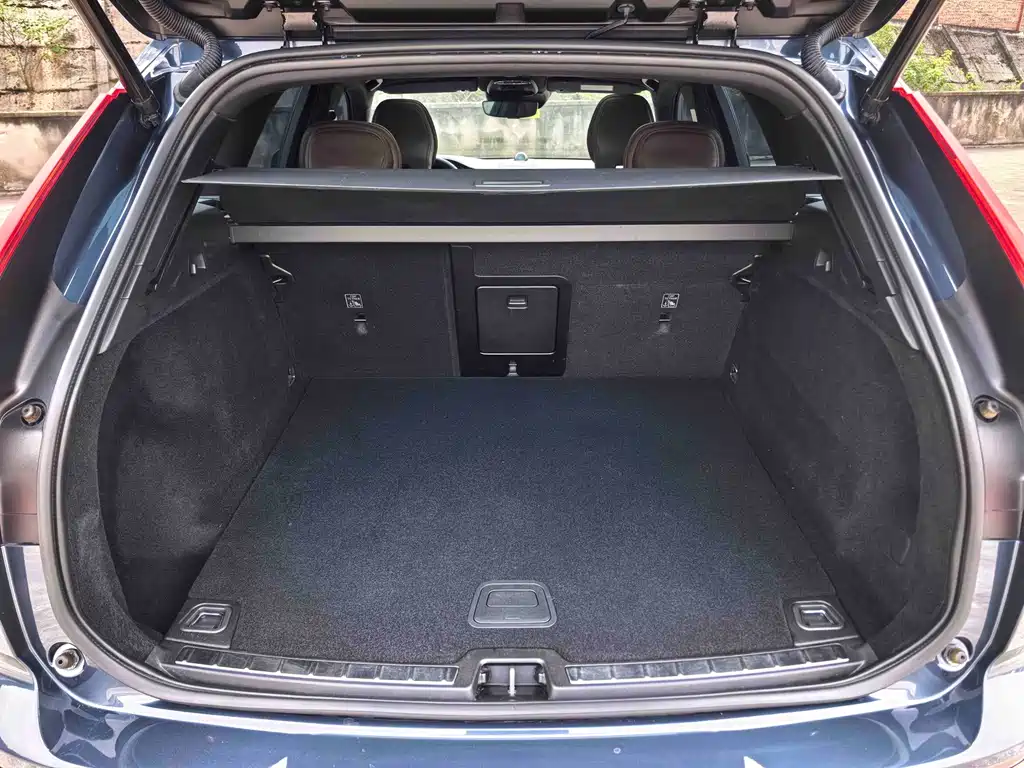 Volvo XC60 — миниатюра 9