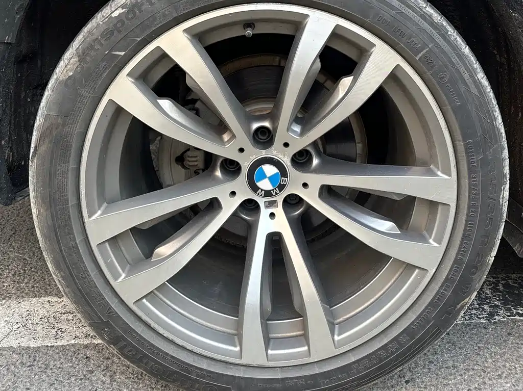 BMW X5 (Import) — миниатюра 6