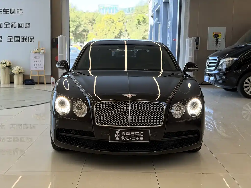 Bentley Flying Spur — миниатюра 2