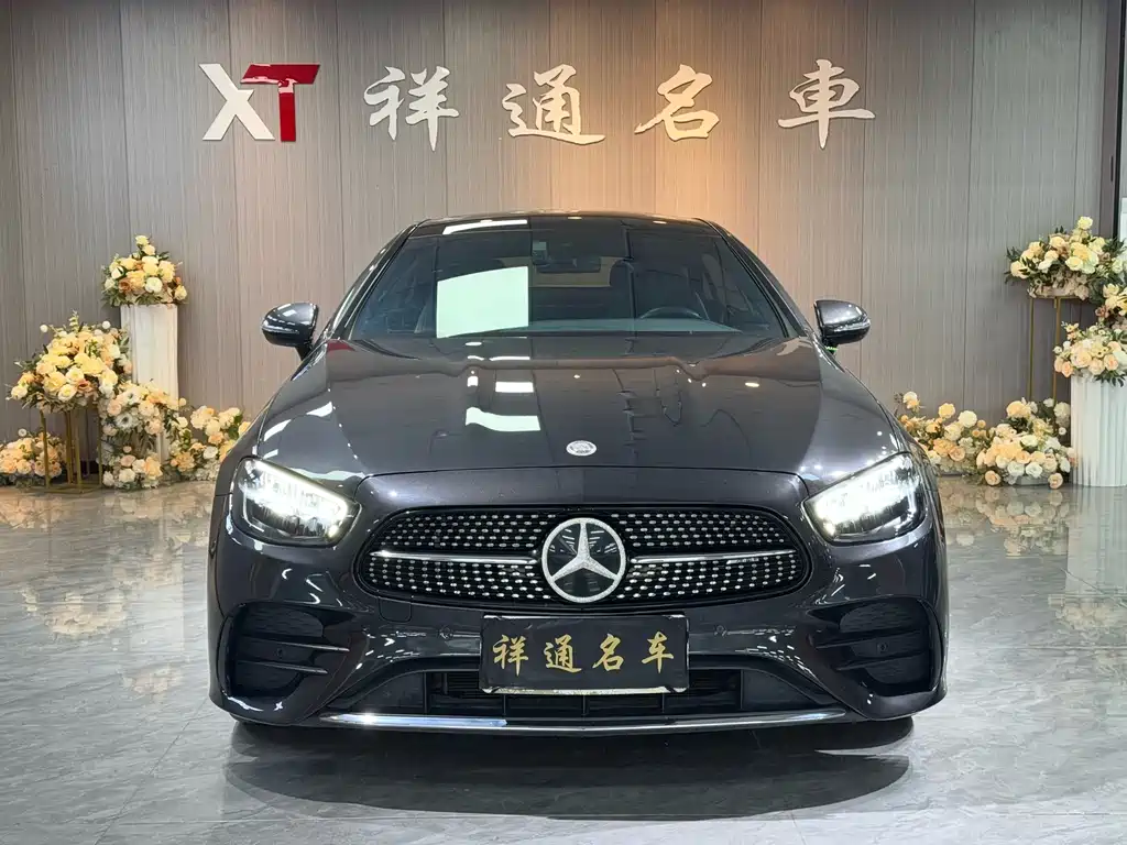 MERCEDES-BENZ E CLASS