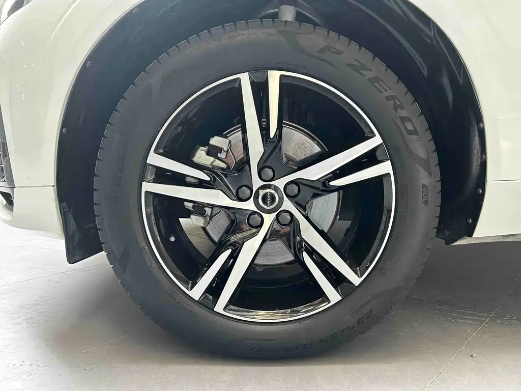 Volvo XC60 — миниатюра 3