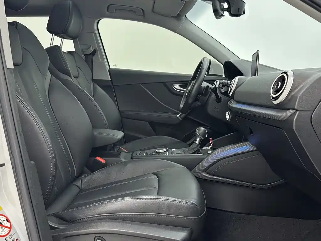 Audi Q2L 2022 35 TFSI Fashion