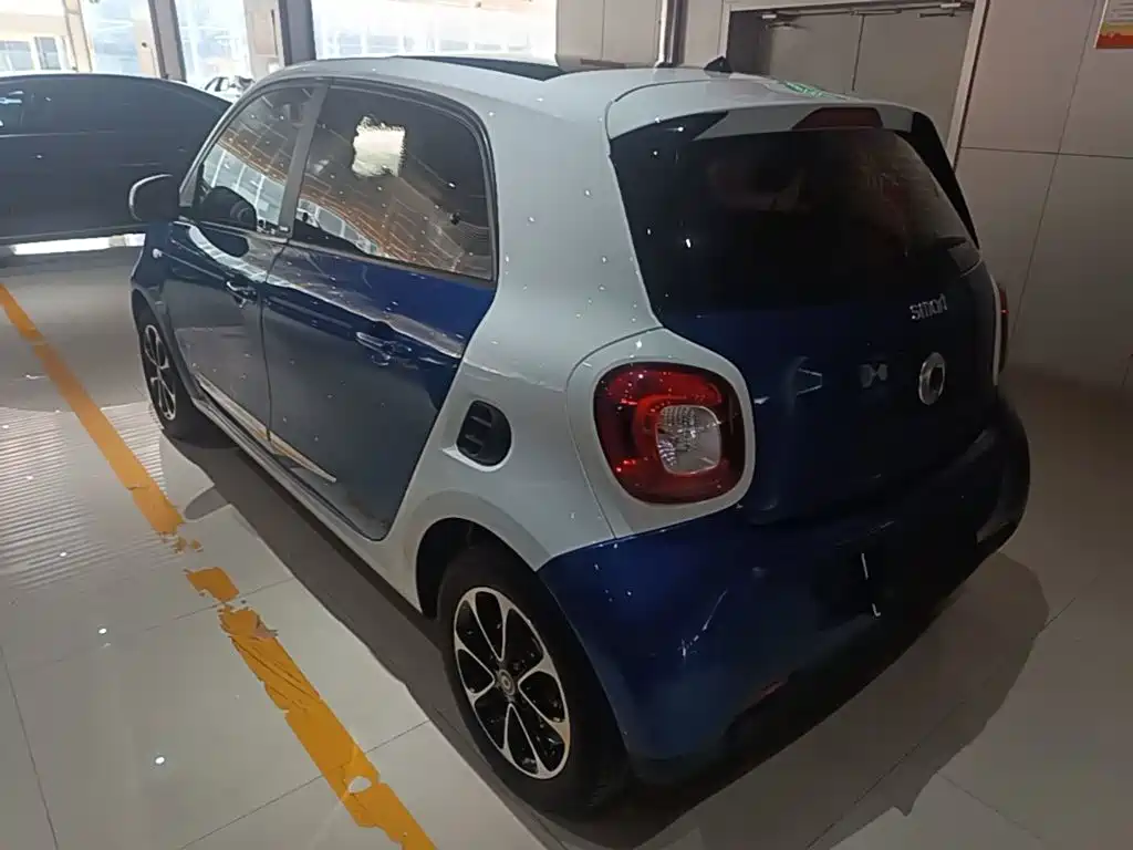 smart Smart Forfour — миниатюра 5