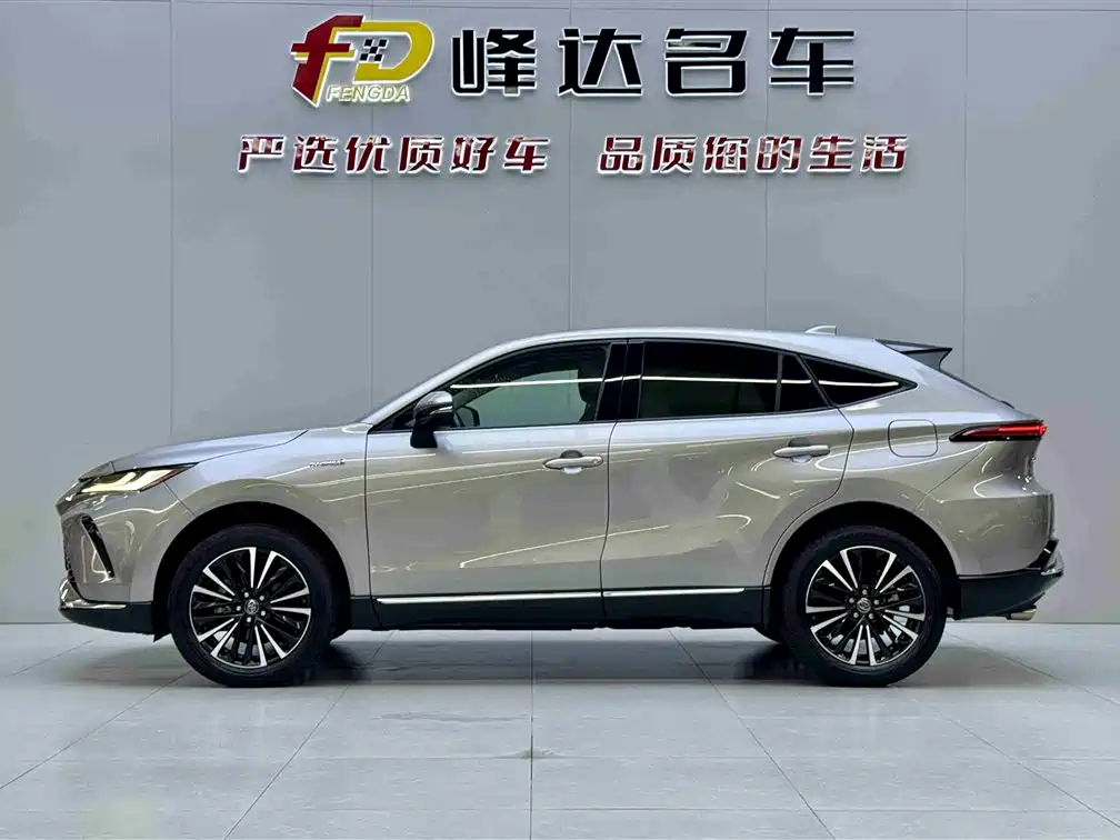 Toyota Venza 2022 2.5L CVT Luxury