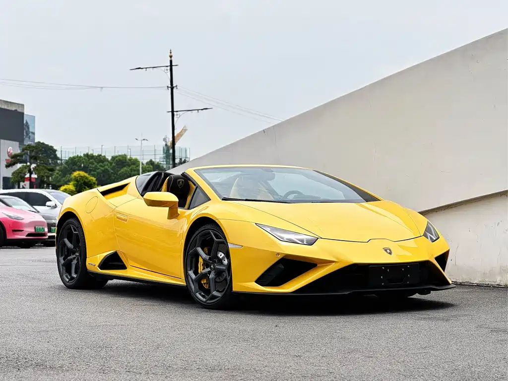 LAMBORGHINI HURACÁN