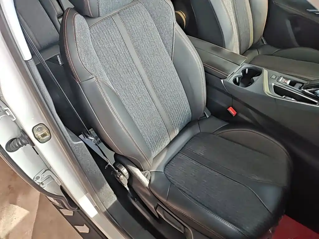 Peugeot 5008 — миниатюра 25