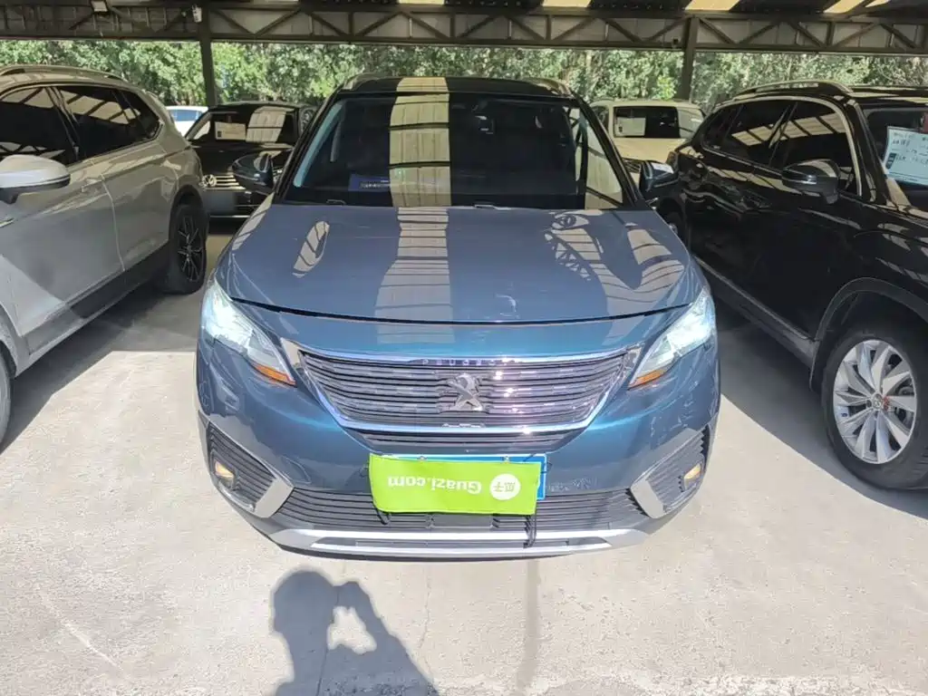 Peugeot 5008 — миниатюра 3