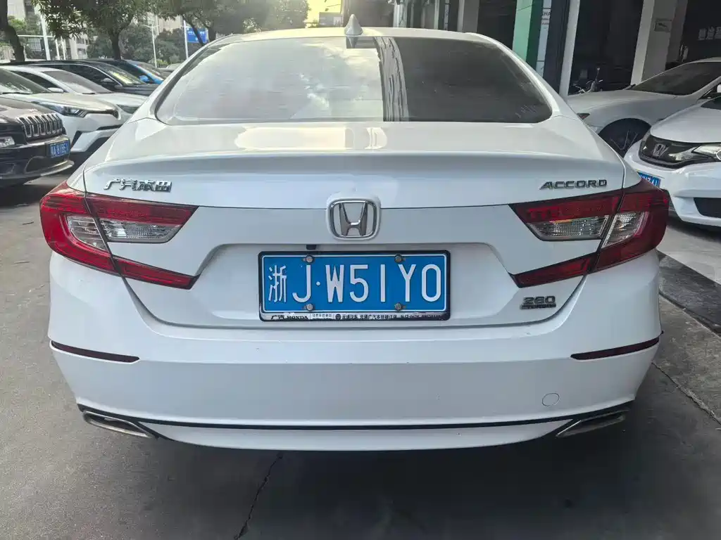 Honda Accord — миниатюра 4