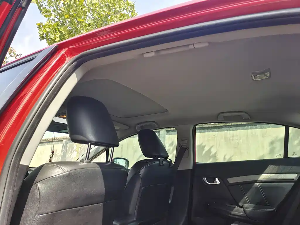 Honda Civic — миниатюра 9