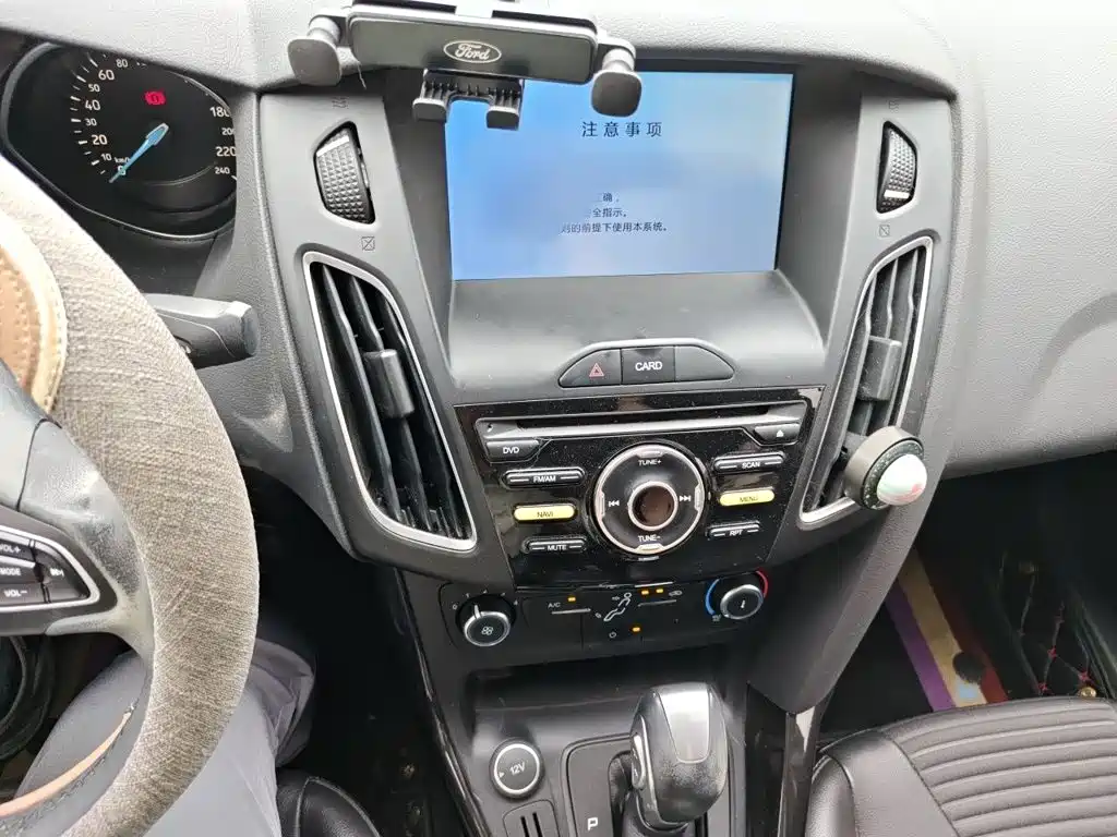 Ford Focus — миниатюра 6