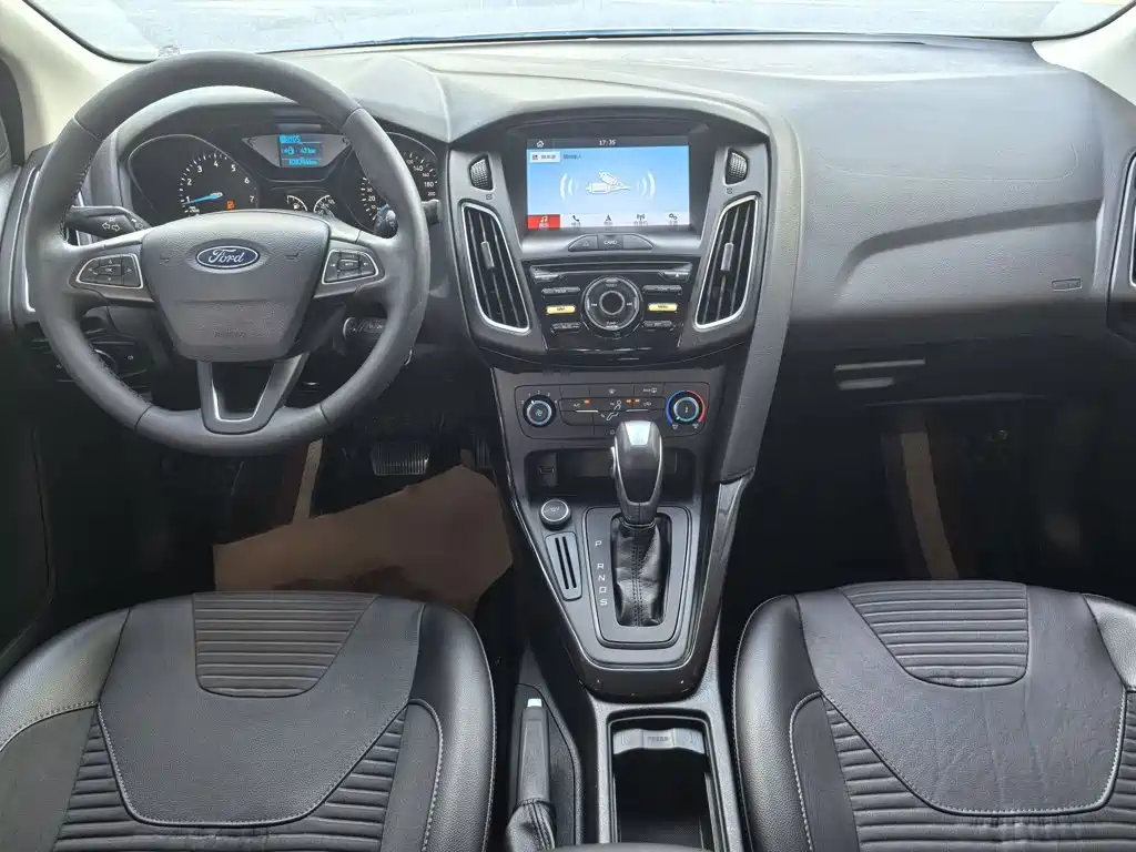 Ford Focus — миниатюра 19