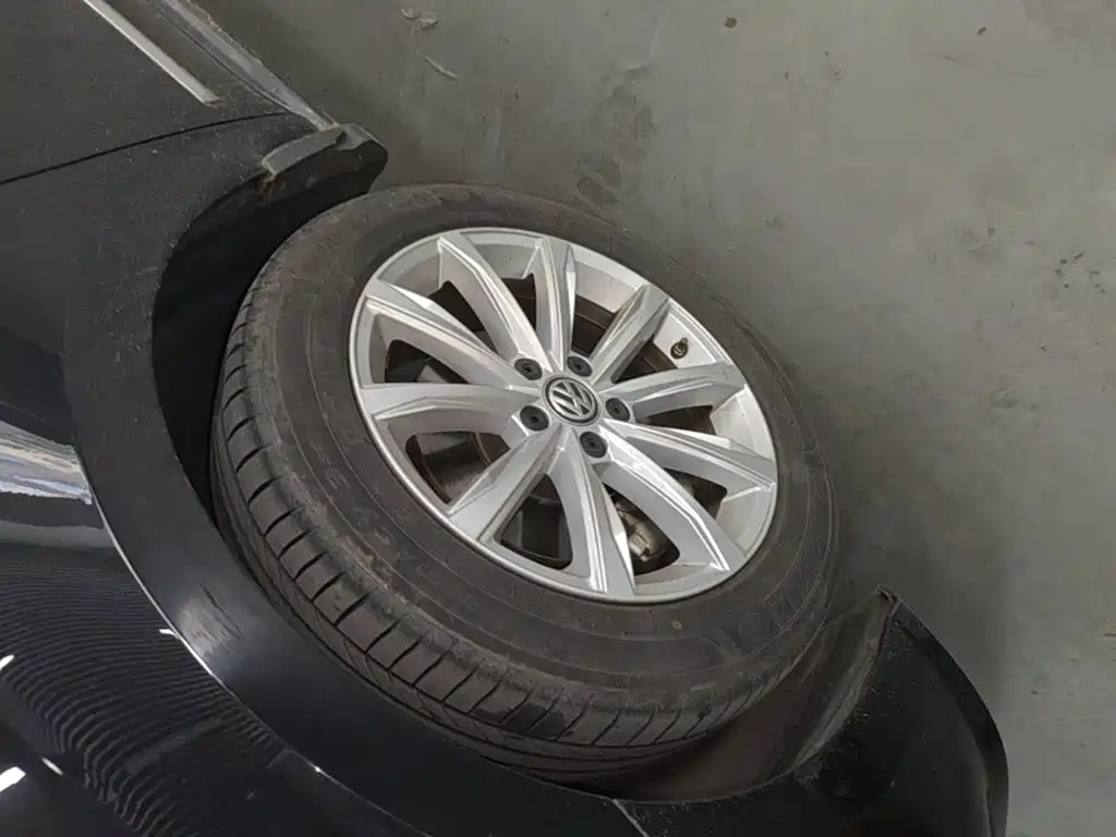 Volkswagen Passat — миниатюра 23