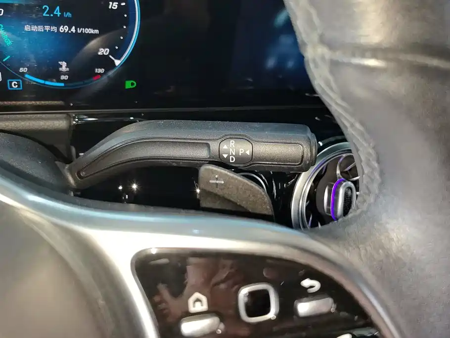 Mercedes-Benz GLA — миниатюра 16