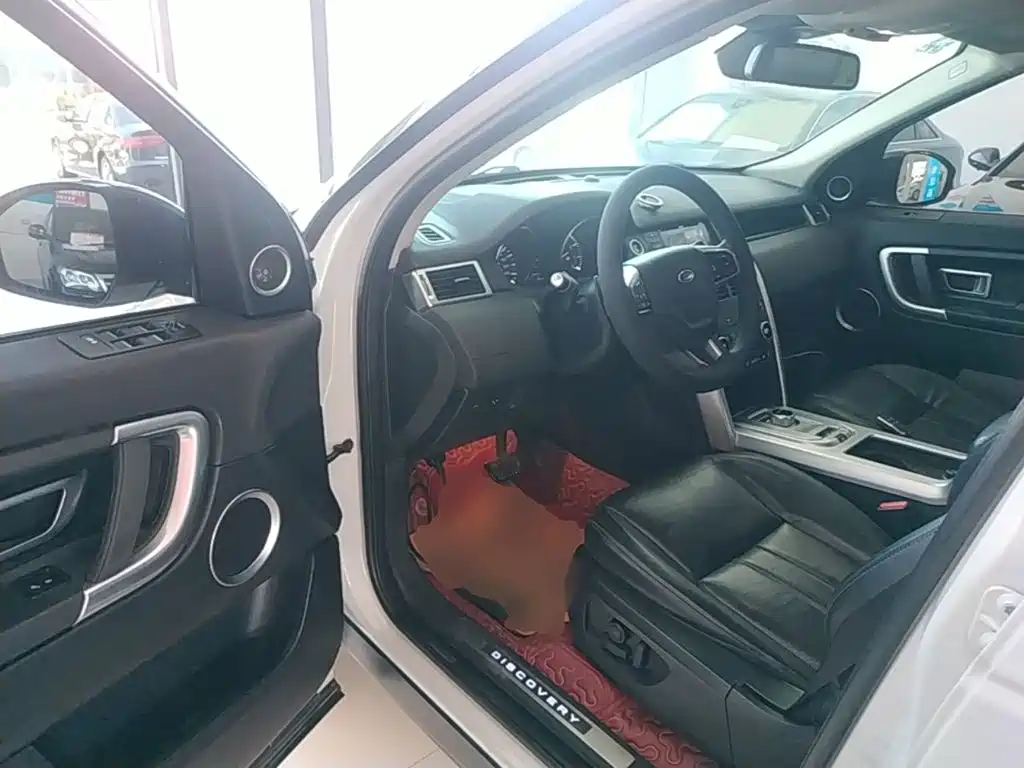 Land Rover Discovery Sport — миниатюра 16