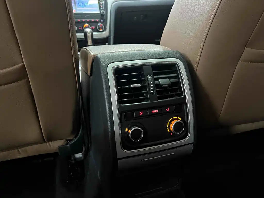 Volkswagen Passat — миниатюра 12