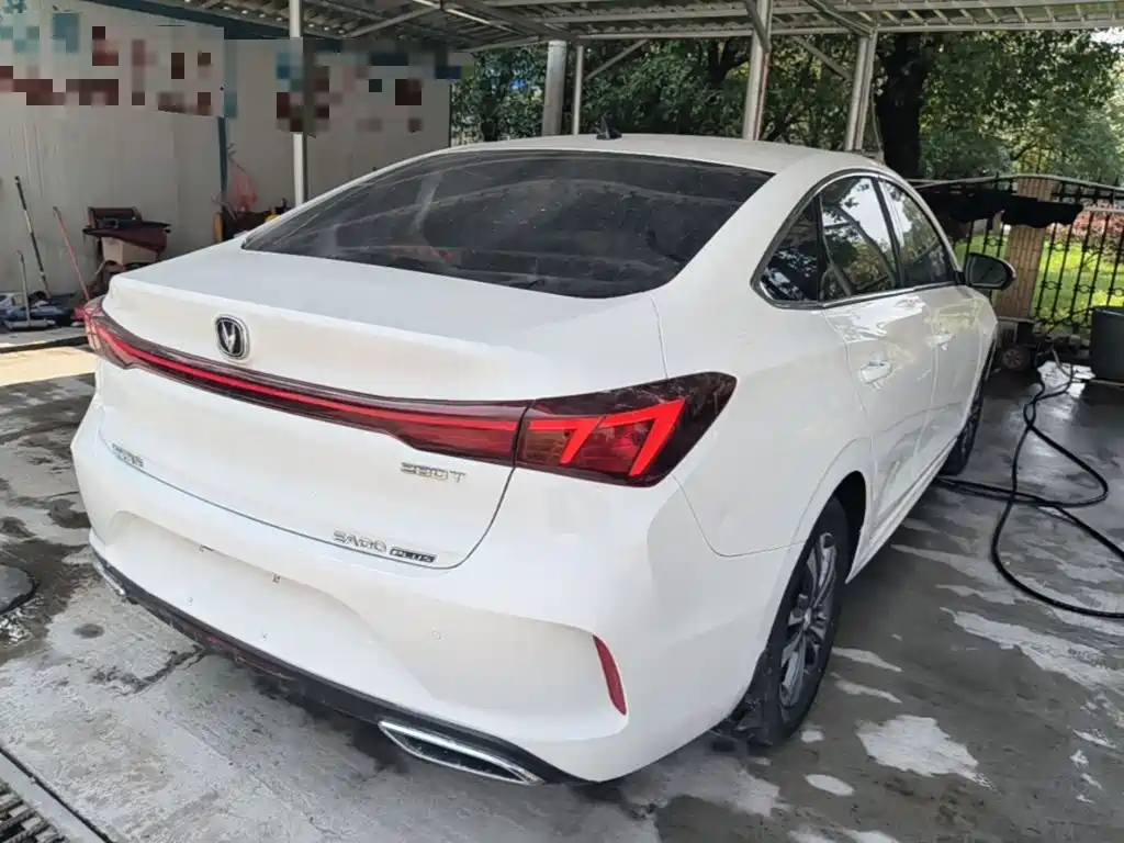 Changan Eado — миниатюра 7