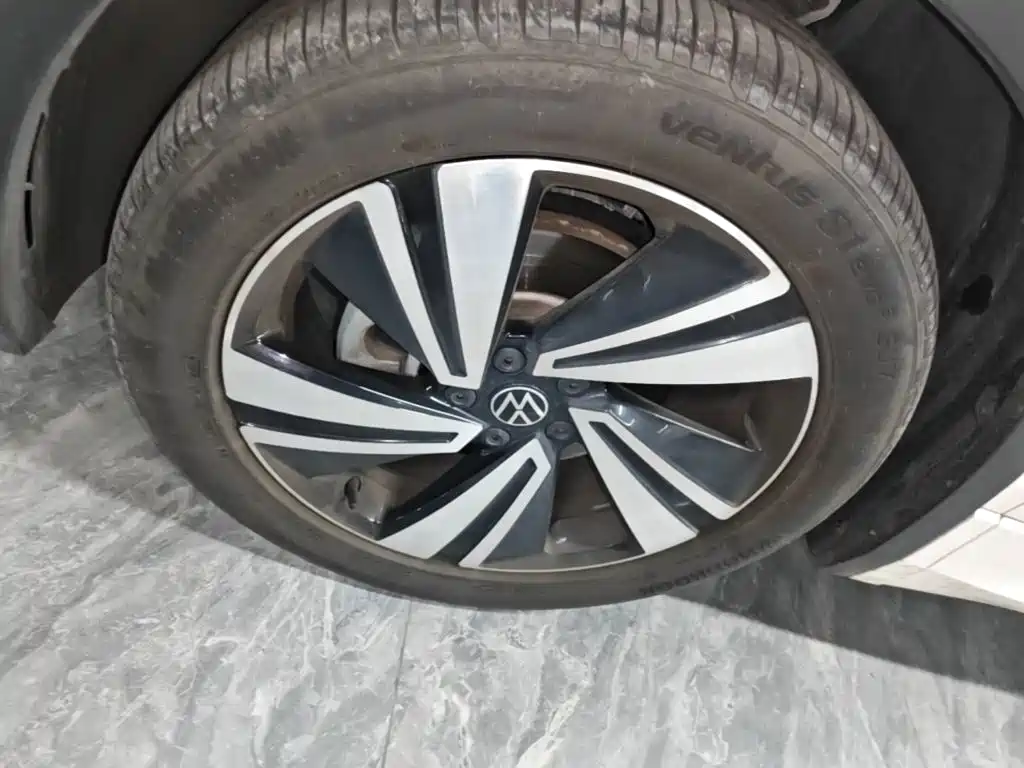 Volkswagen Tiguan X — миниатюра 23
