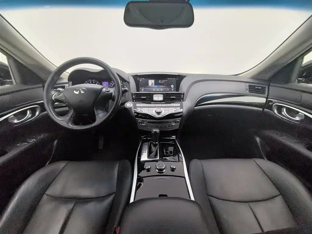 Infiniti Q70 2017 Q70L 2.5L Elite