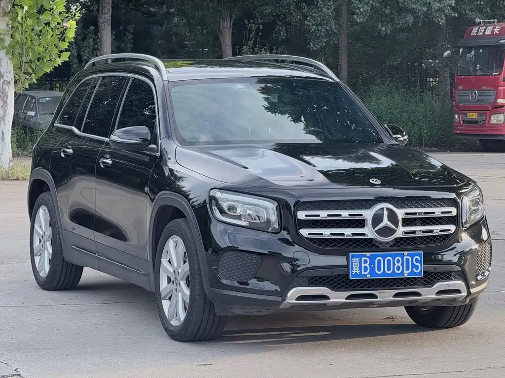Mercedes-Benz GLB — миниатюра 3