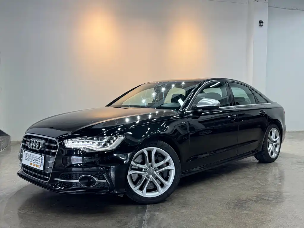 Купить Audi S6