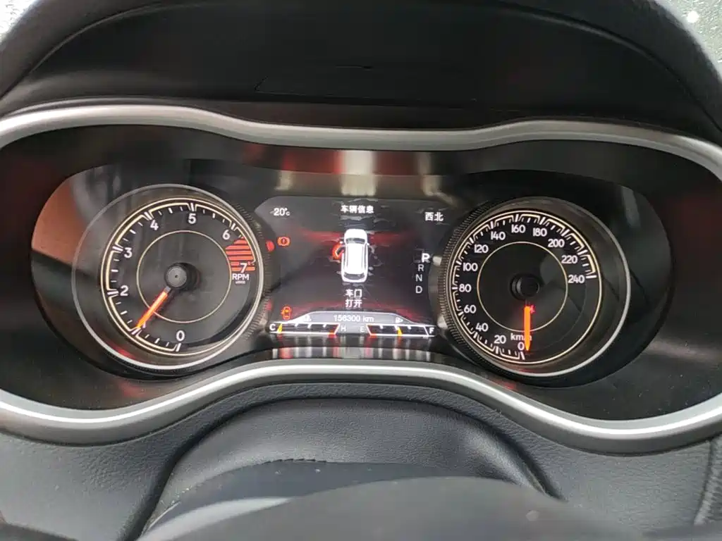 Jeep Cherokee — миниатюра 12