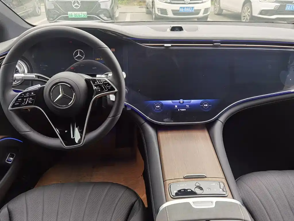 Mercedes-Benz EQS — миниатюра 10