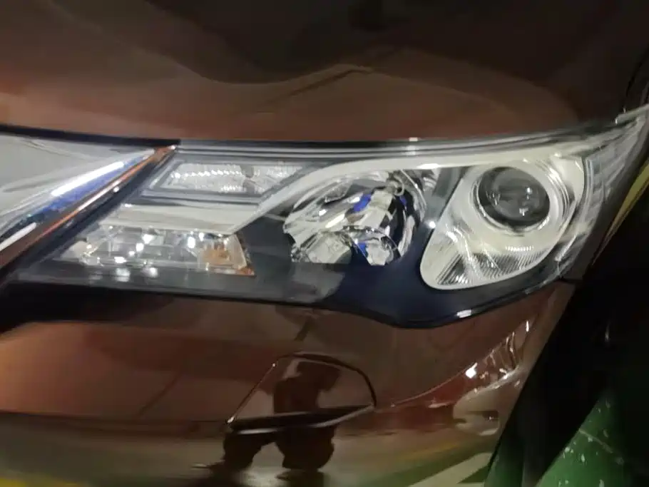 Toyota RAV4 — миниатюра 5