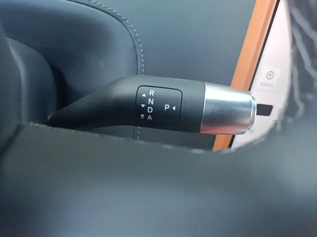 Li Auto Li L8 — миниатюра 14