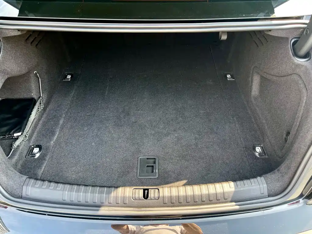 Audi A6L — миниатюра 24