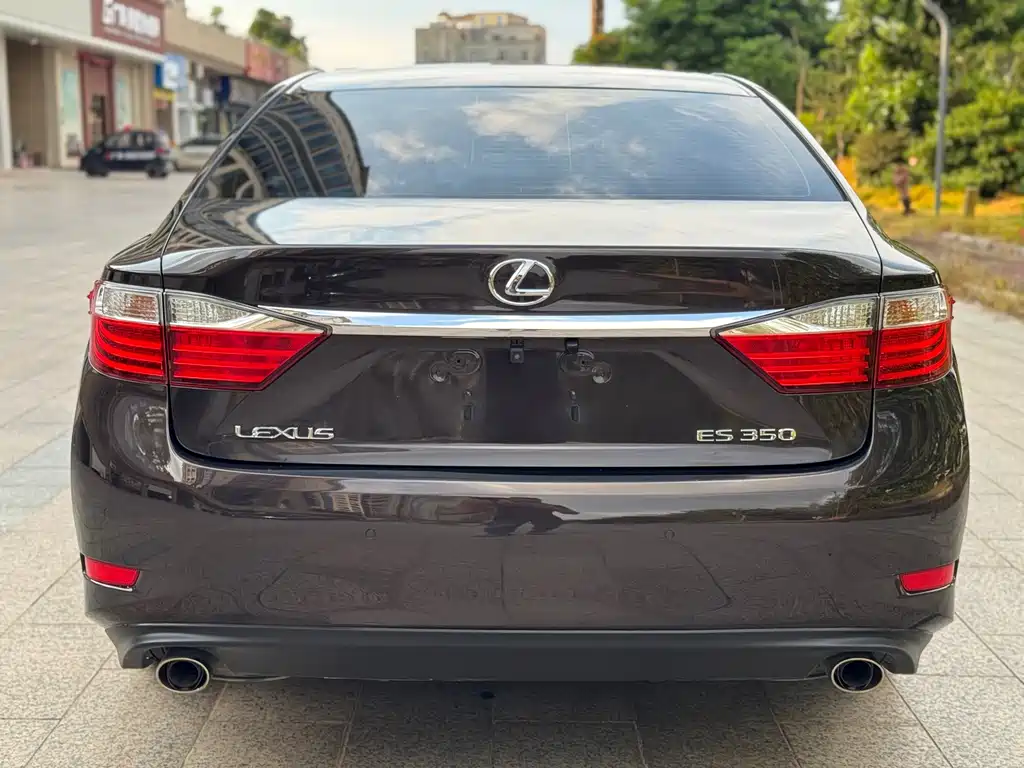 Lexus ES — миниатюра 4