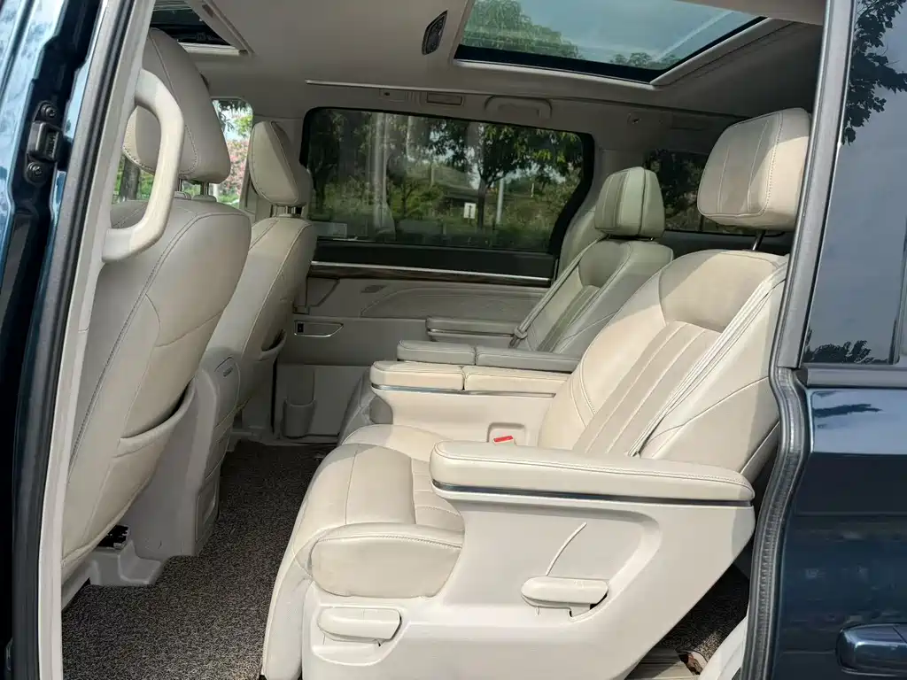 GAC Motor Trumpchi M8 — миниатюра 6
