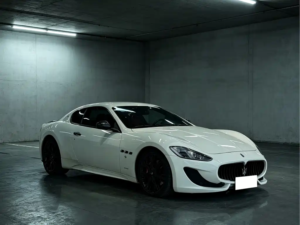 Maserati GranTurismo — миниатюра 3
