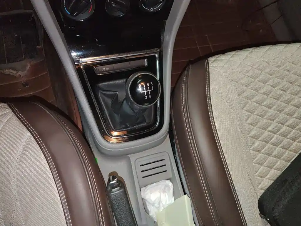 Volkswagen Bora — миниатюра 10