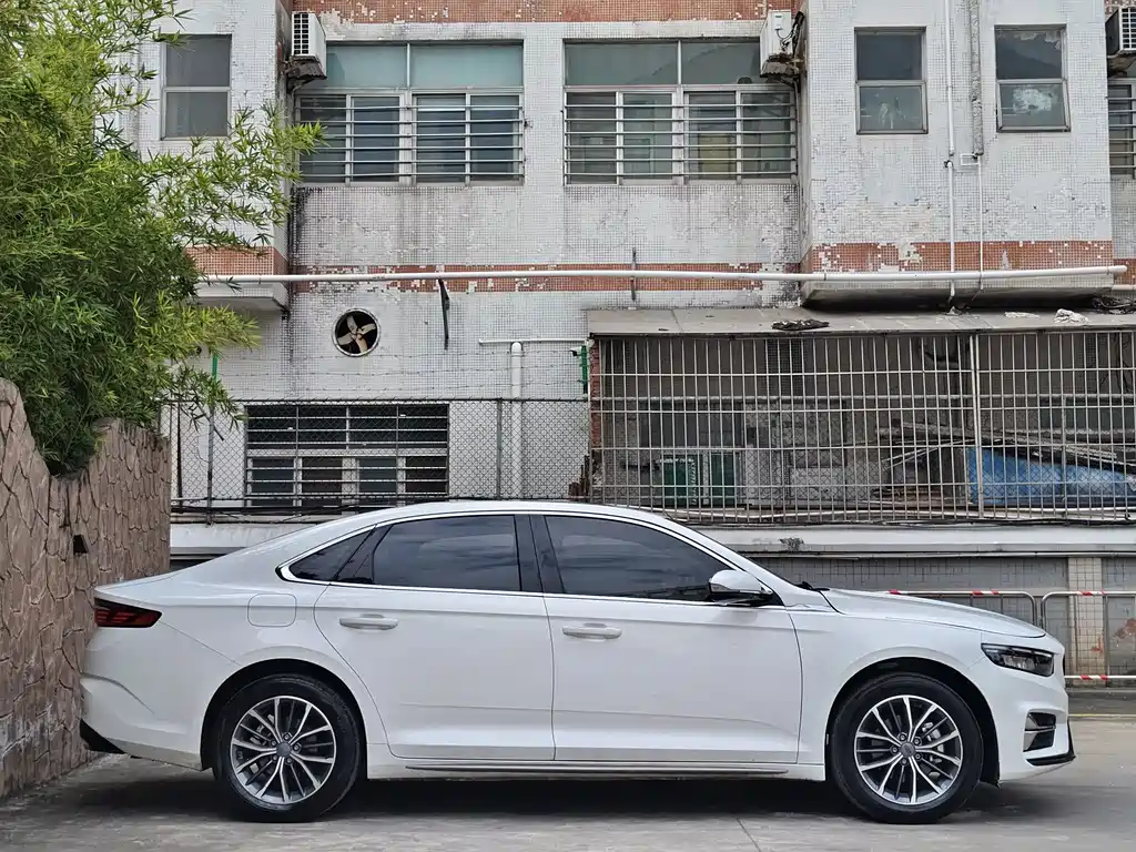 GEELY AUTOMOBILE XINGRUI
